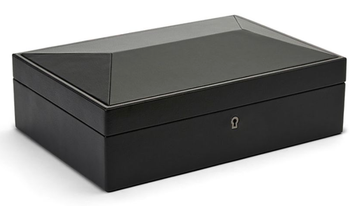 Leather watch case for 10 watches.