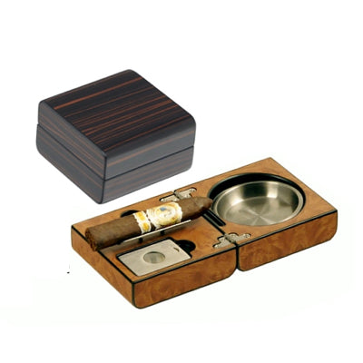 Closable cigar ashtray with accessories