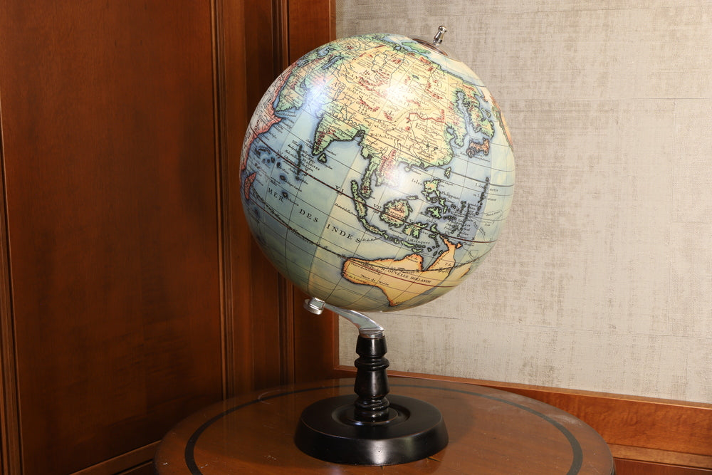 Antiqued globe