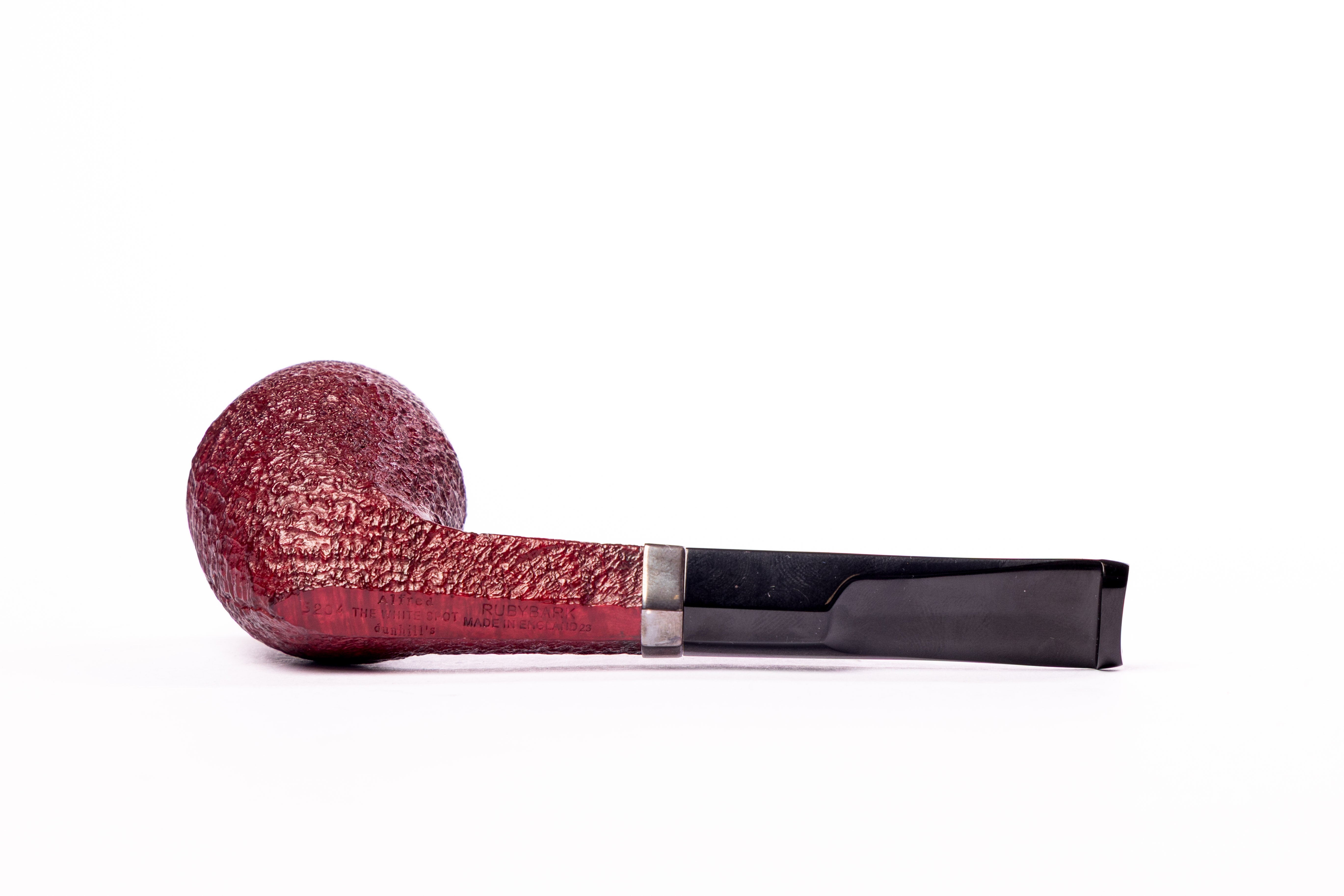 Dunhill Pipe “Rubybark” 3204