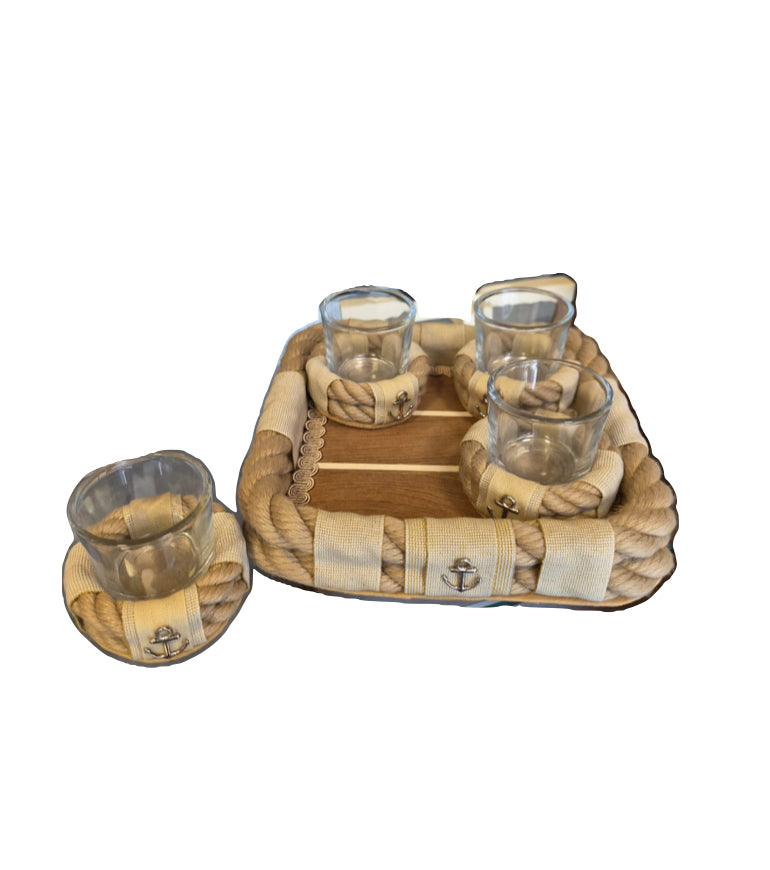 Rope tray with small glasses
