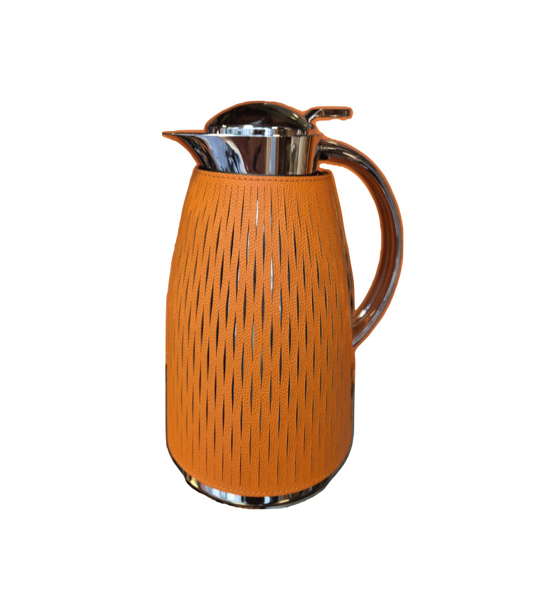 Leather-clad thermal carafe