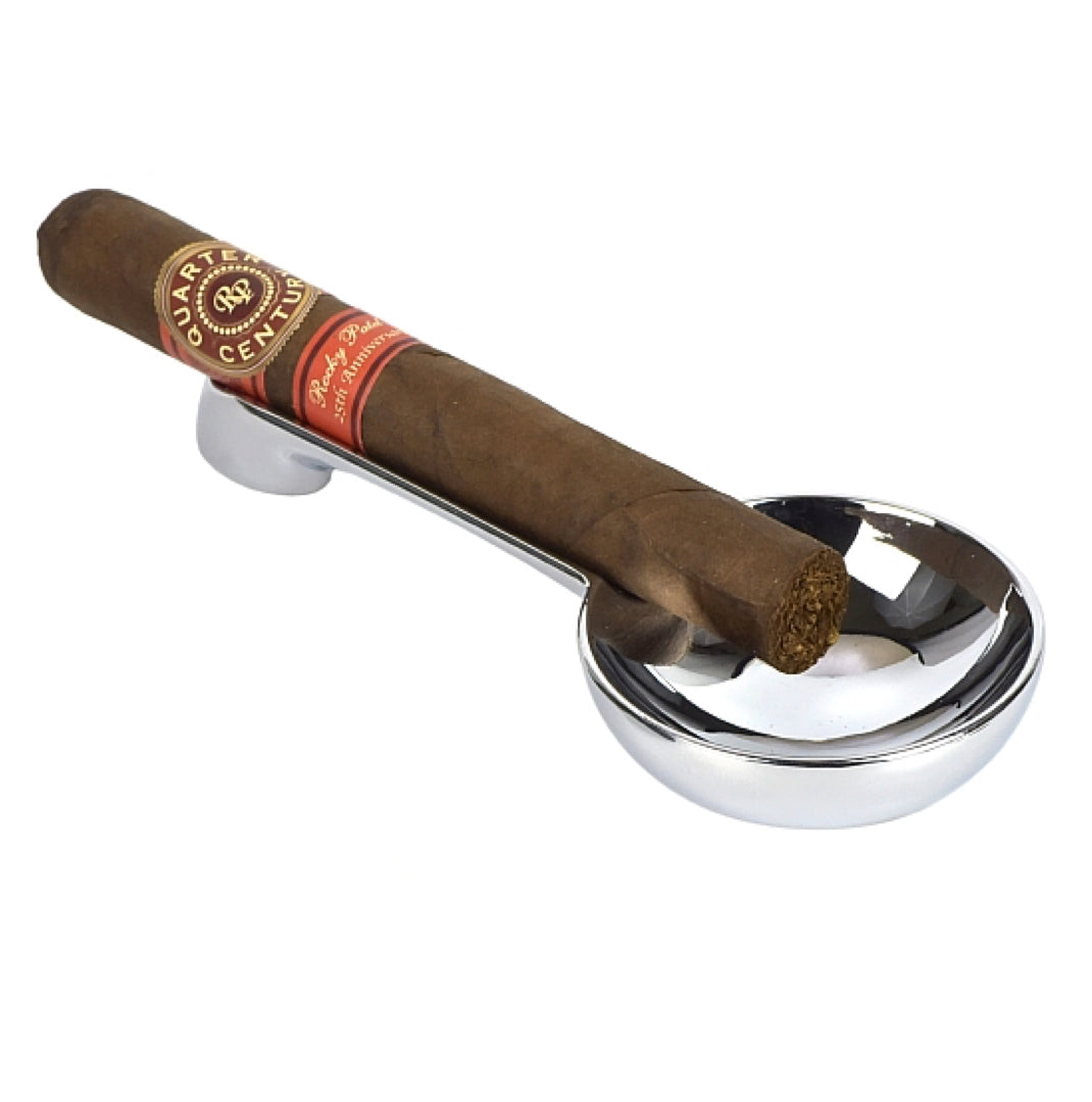 Cigar ashtray