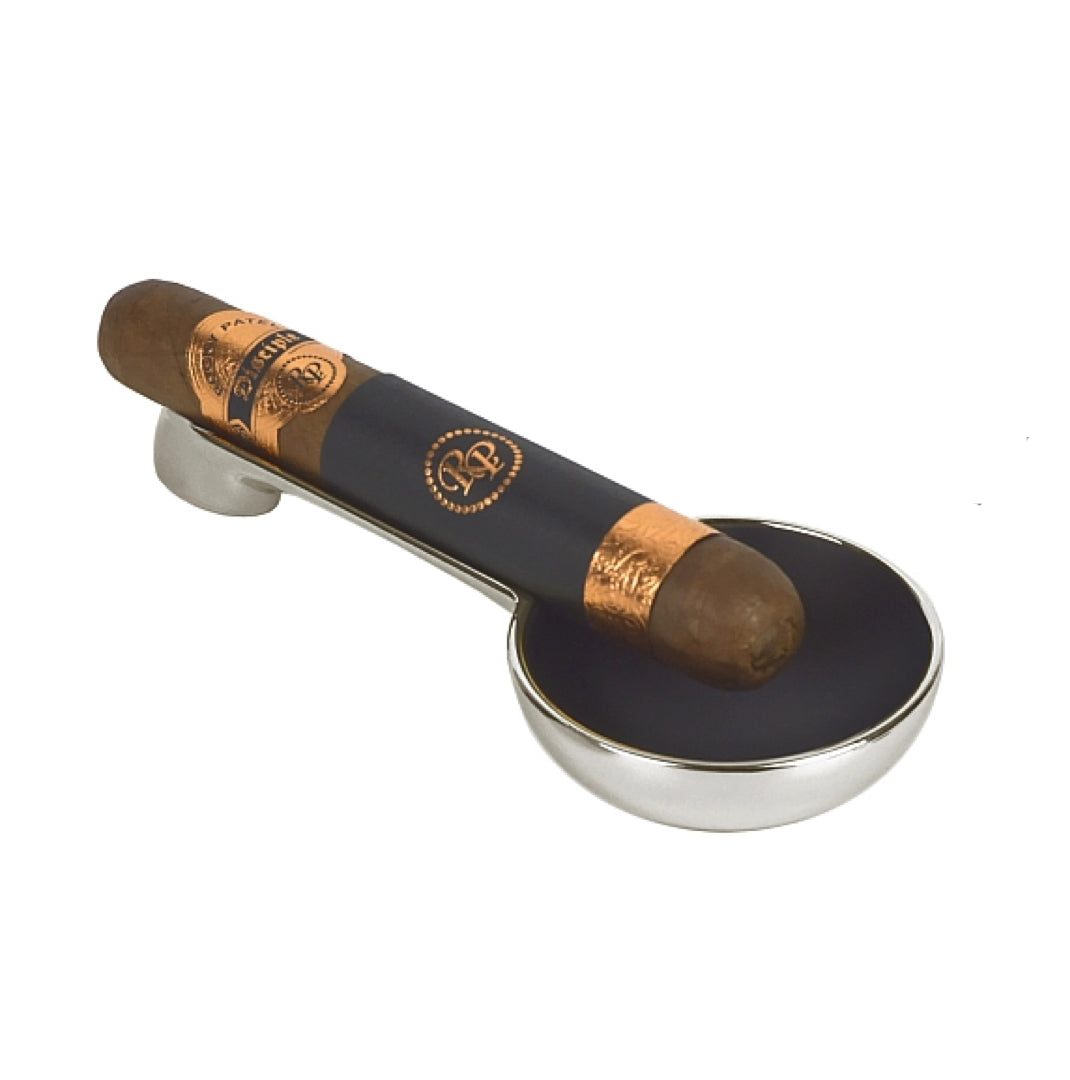 Cigar ashtray