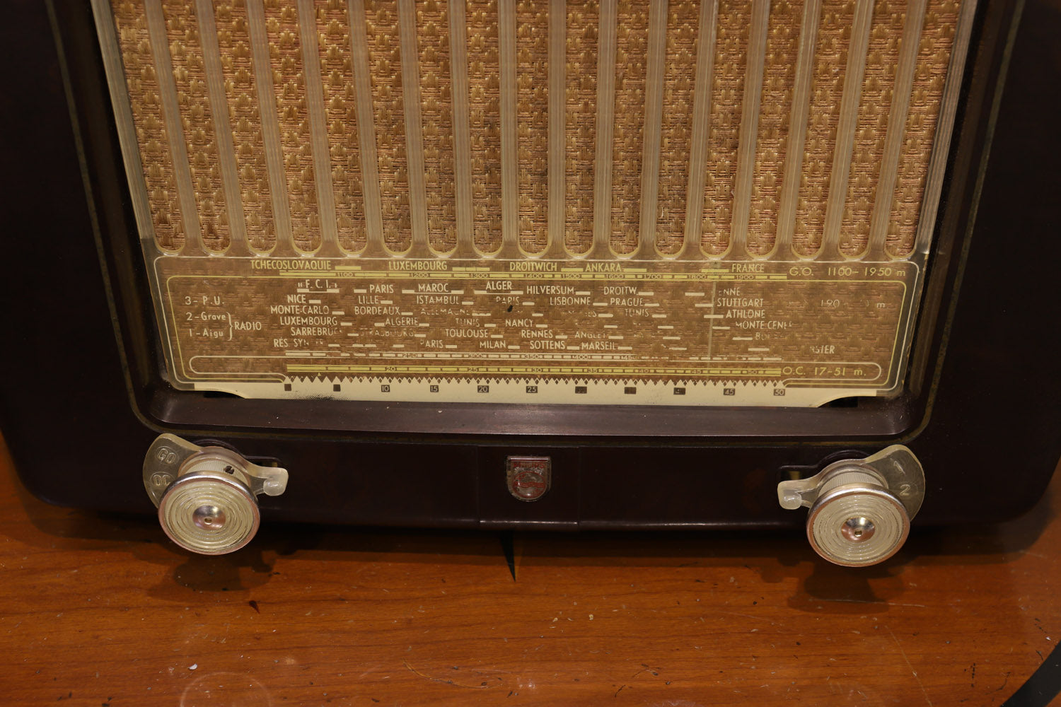 Original 50's radio with completely modernized and functioning interior with bluetooth